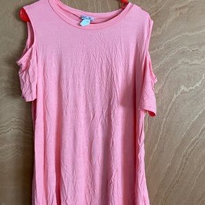 Cold shoulder top, salmon color 2X